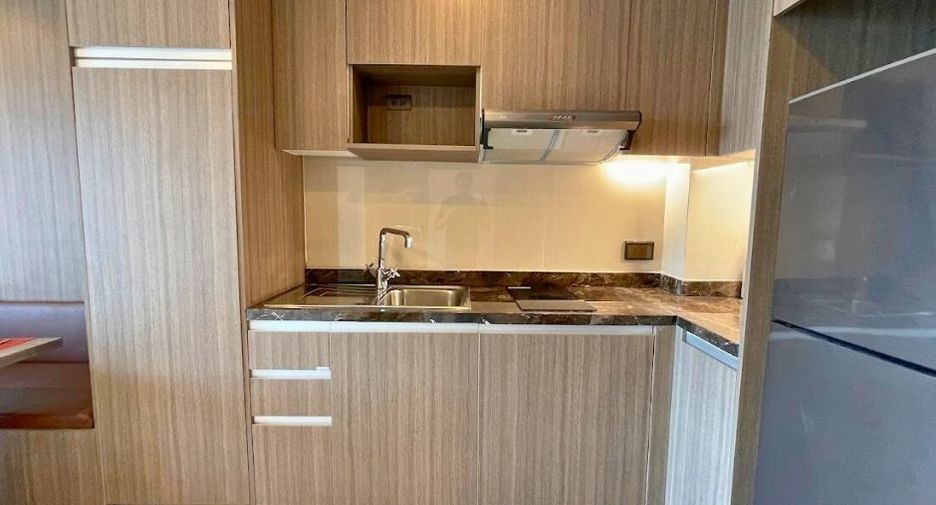 Condo en alquiler de 1 habitaciones en Watthana, Bangkok