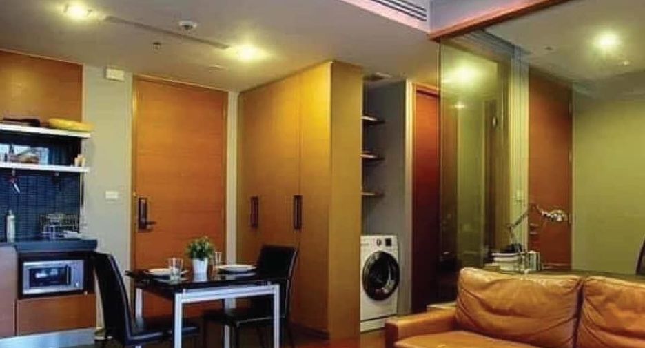 À louer 2 chambres condo à Khlong Toei, Bangkok