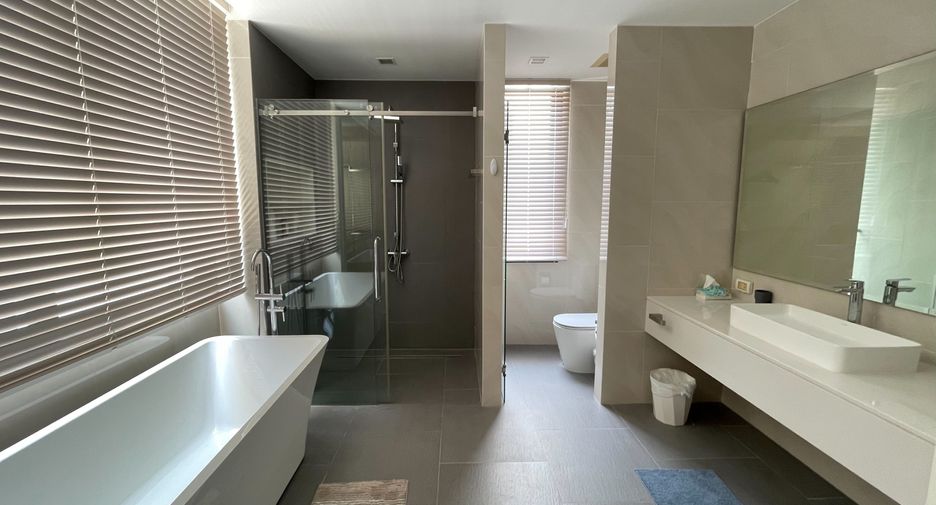 For rent 4 bedrooms house in Thalang, Phuket