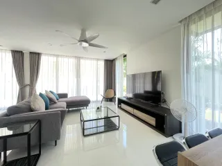 Casa en alquiler de 4 habitaciones en Thalang, Phuket