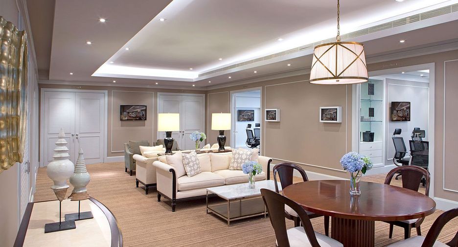 For sale 3 bedrooms condo in Pathum Wan, Bangkok