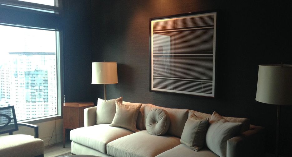 For sale 3 bedrooms condo in Pathum Wan, Bangkok