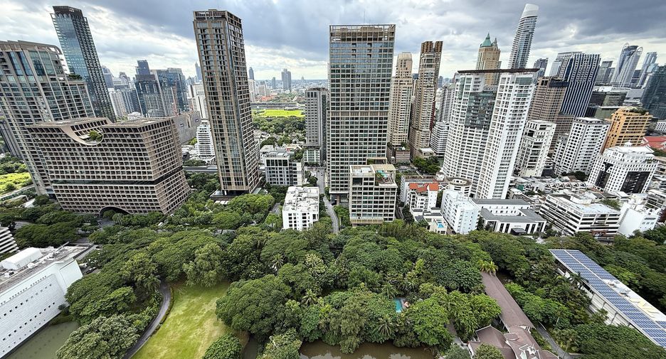 For sale 3 bedrooms condo in Pathum Wan, Bangkok