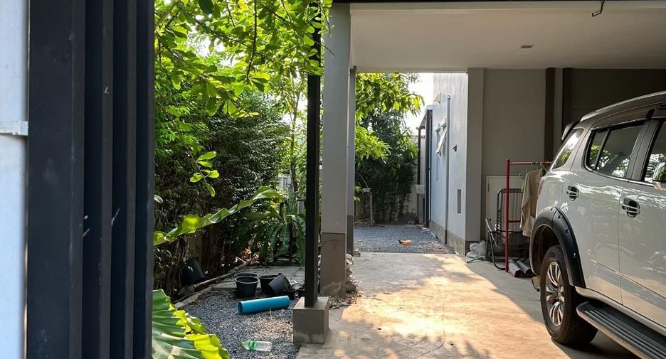 For sale 4 bedrooms house in Bang Bon, Bangkok