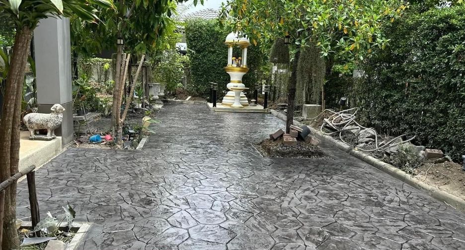 For sale 4 bedrooms house in Bang Bon, Bangkok
