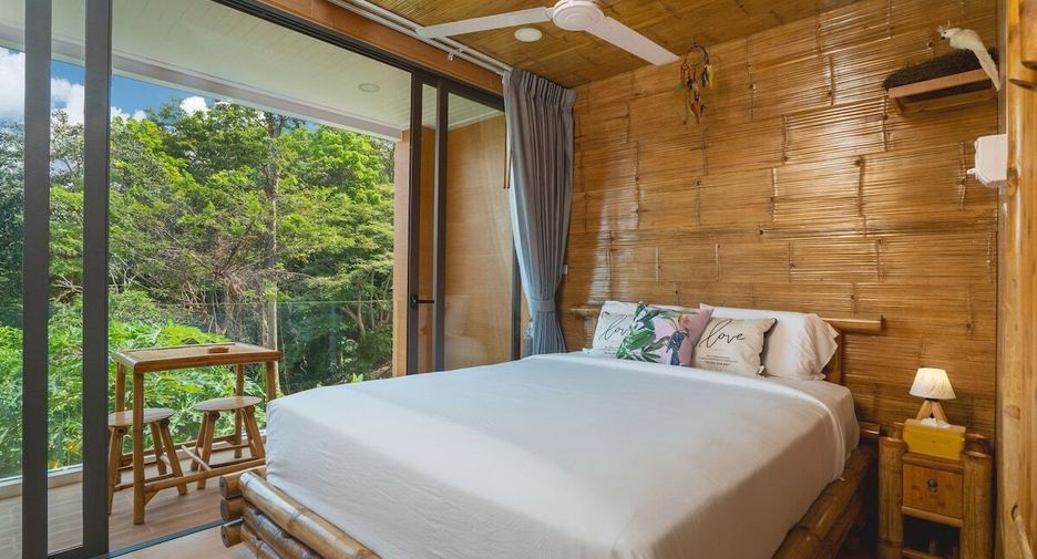 For rent 8 bedrooms villa in Kathu, Phuket