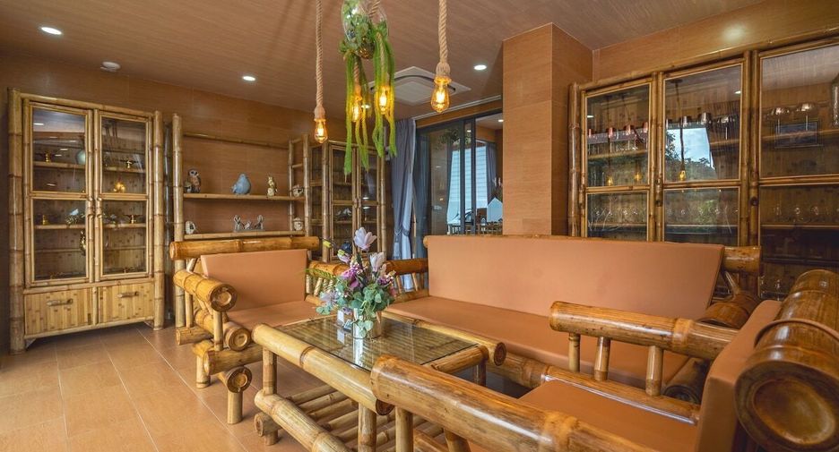 For rent 8 bedrooms villa in Kathu, Phuket