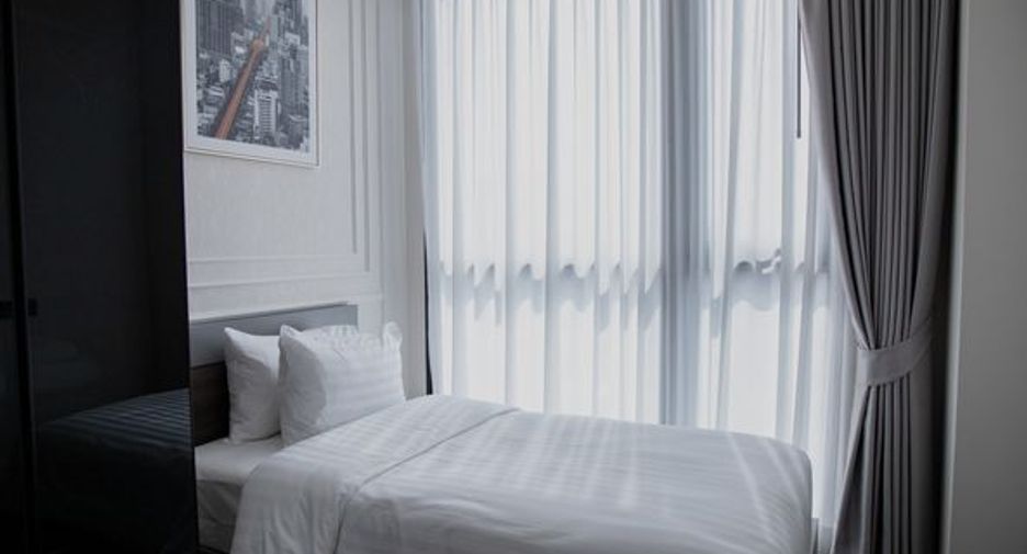 For rent 2 bedrooms condo in Watthana, Bangkok