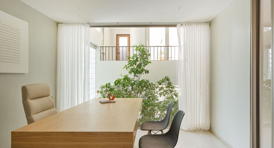 For sale 2 bedrooms house in Chatuchak, Bangkok