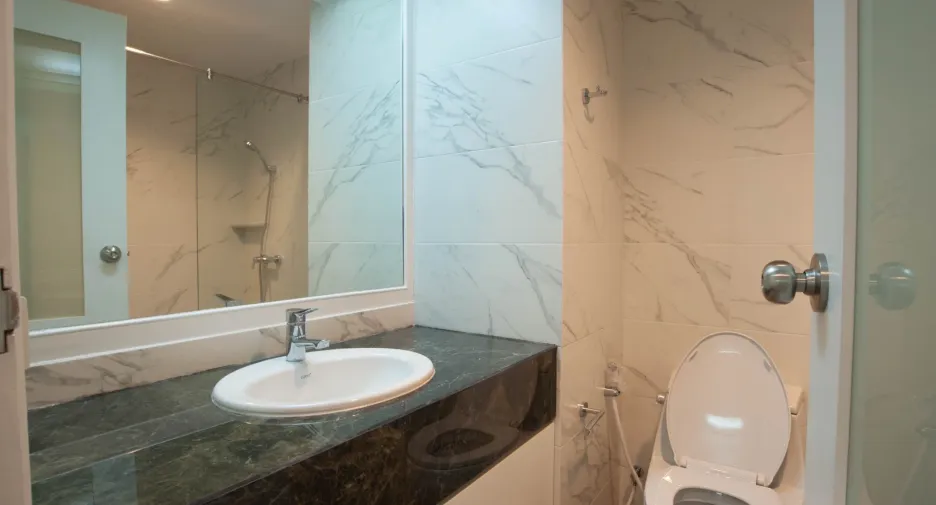 For sale 1 bed condo in Phra Nakhon, Bangkok