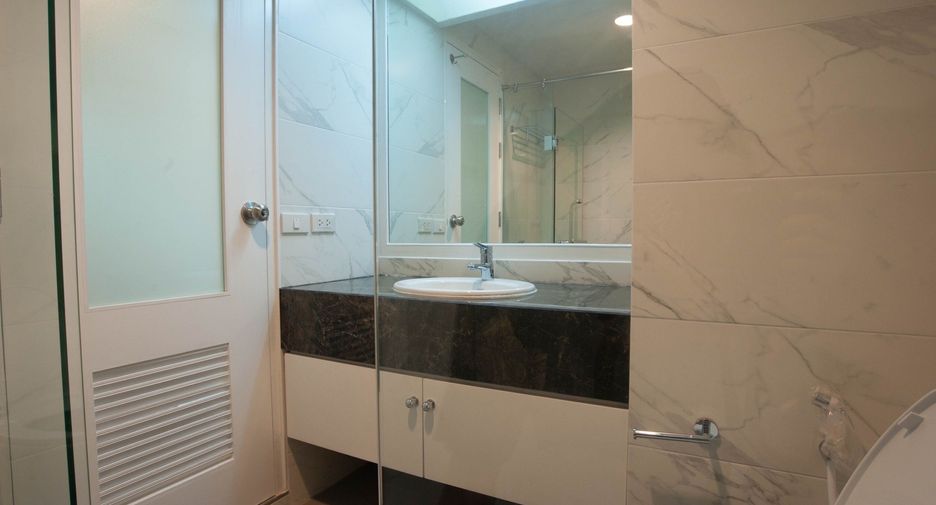 For sale 1 bed condo in Phra Nakhon, Bangkok