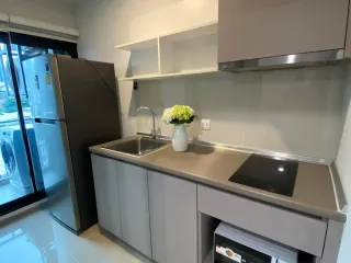 À louer 1 chambre condo à Din Daeng, Bangkok
