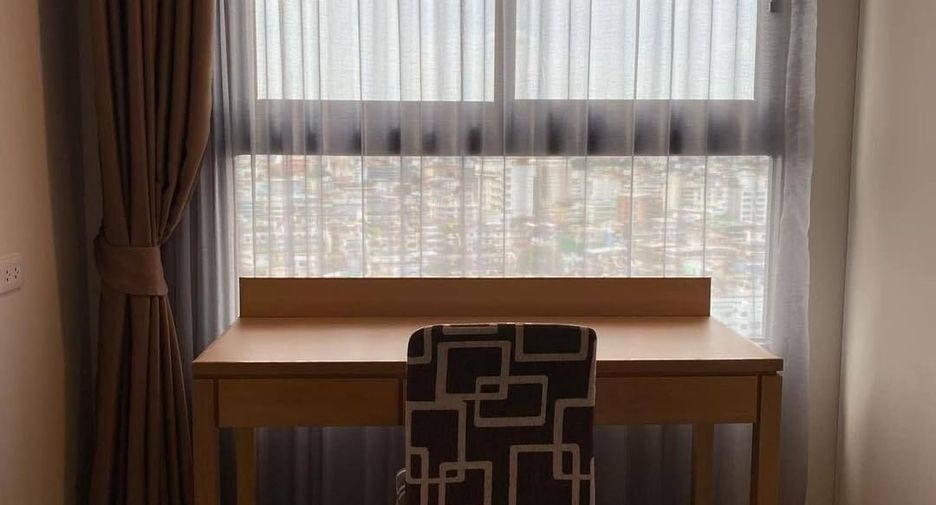 For rent studio condo in Khlong San, Bangkok