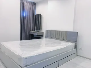 出售 1 卧室 公寓 在 Thon Buri, 曼谷