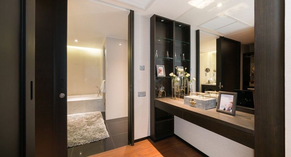 Condo en venta de 2 habitaciones en Pathum Wan, Bangkok