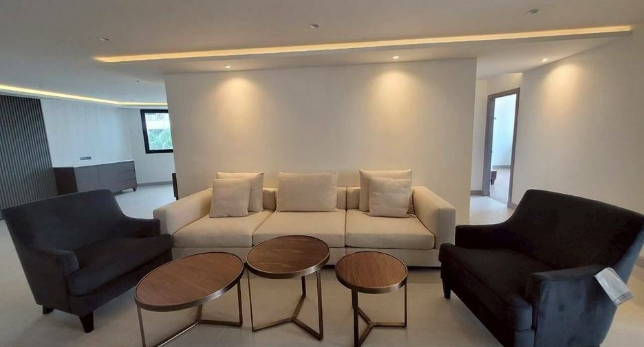 Wohnung zur Miete mit 3 Zimmer in Khlong Toei, Bangkok