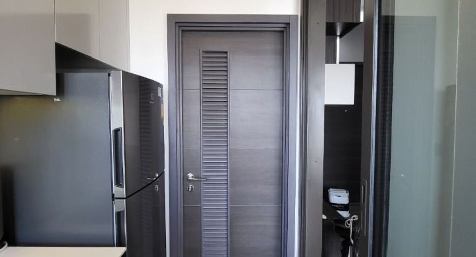 For sale 1 bed condo in Bang Phlat, Bangkok