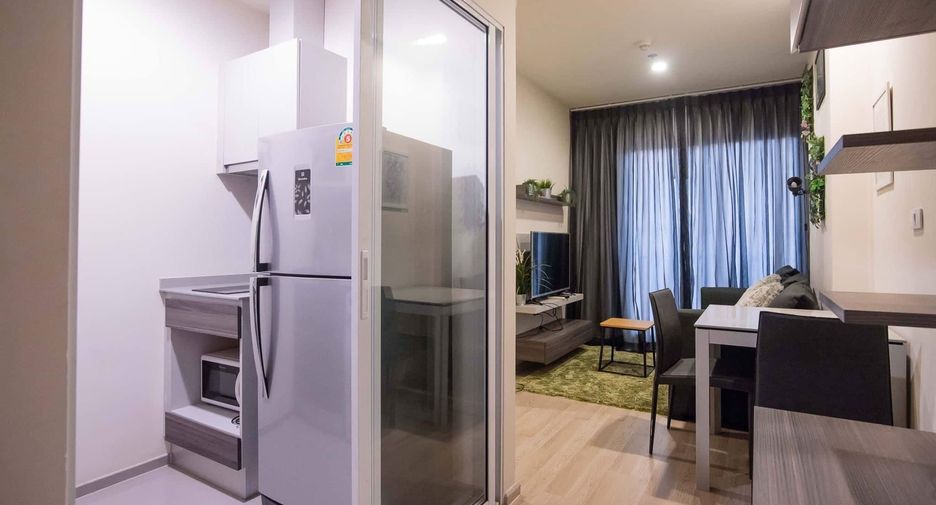 À louer 1 chambre condo à Huai Khwang, Bangkok