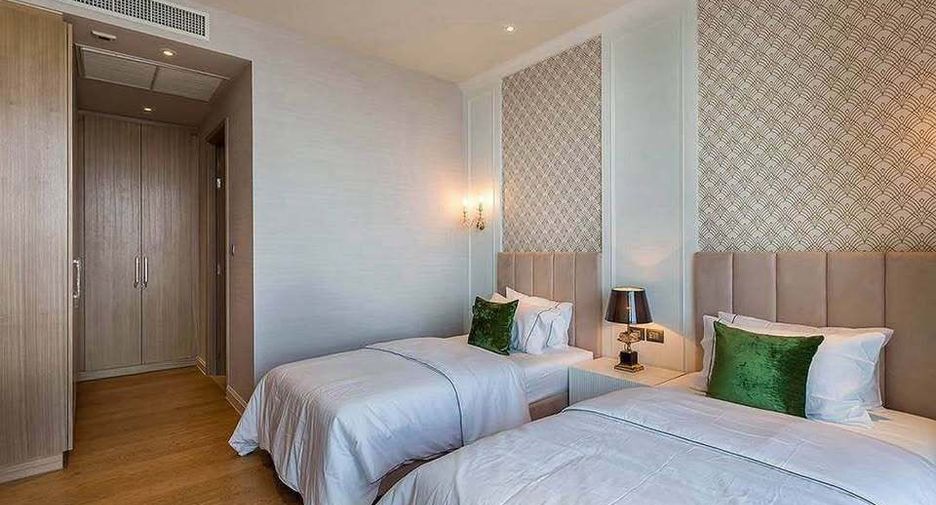 For rent 1 bed condo in Khlong San, Bangkok