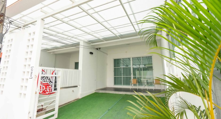 For rent 2 bedrooms townhouse in Mueang Phuket, Phuket