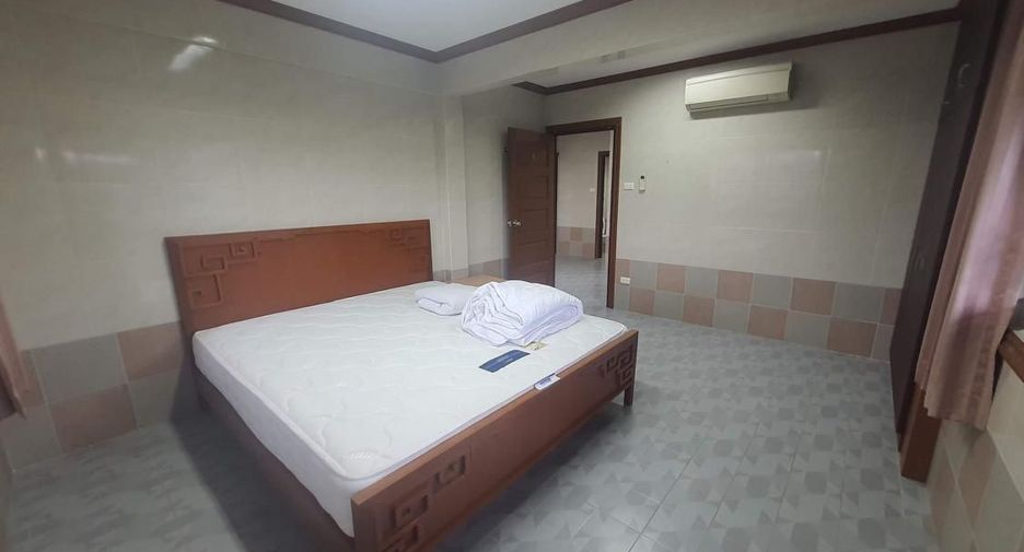 For rent 3 bedrooms house in Mueang Phuket, Phuket