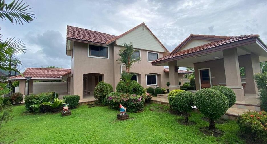 For rent 3 bedrooms house in Mueang Phuket, Phuket