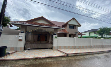 For rent 3 bedrooms house in Mueang Phuket, Phuket