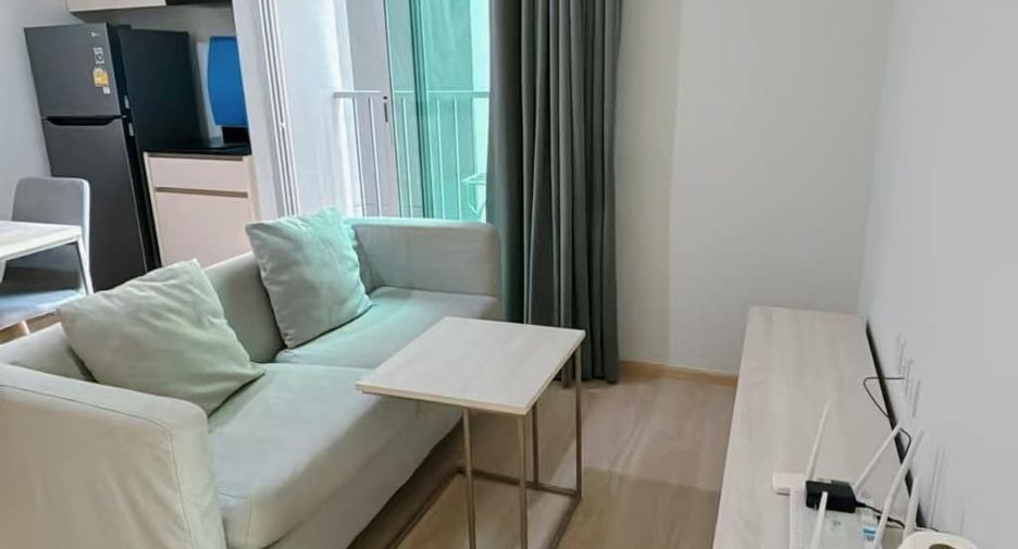 Condo en alquiler de 2 habitaciones en Huai Khwang, Bangkok