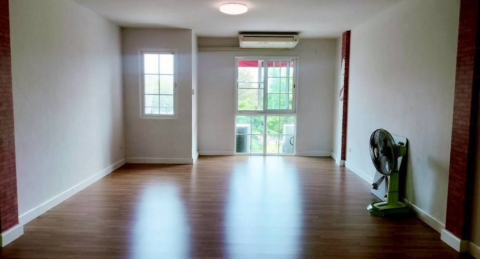 Reihenhaus zur Miete mit 2 Zimmer in Bang Sao Thong, Samut Prakan