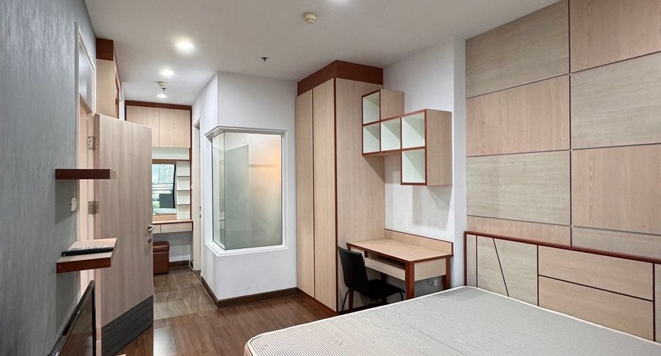 À louer 1 chambre condo à Watthana, Bangkok