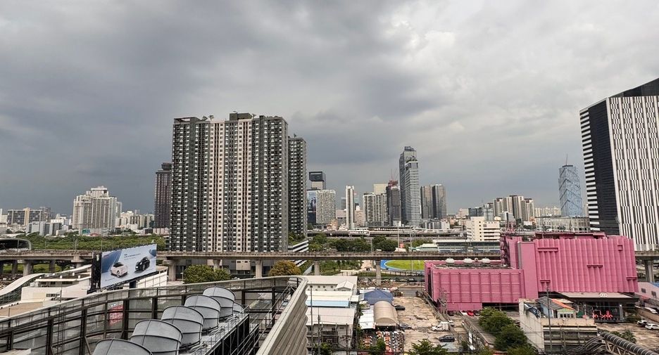 À louer 1 chambre condo à Watthana, Bangkok