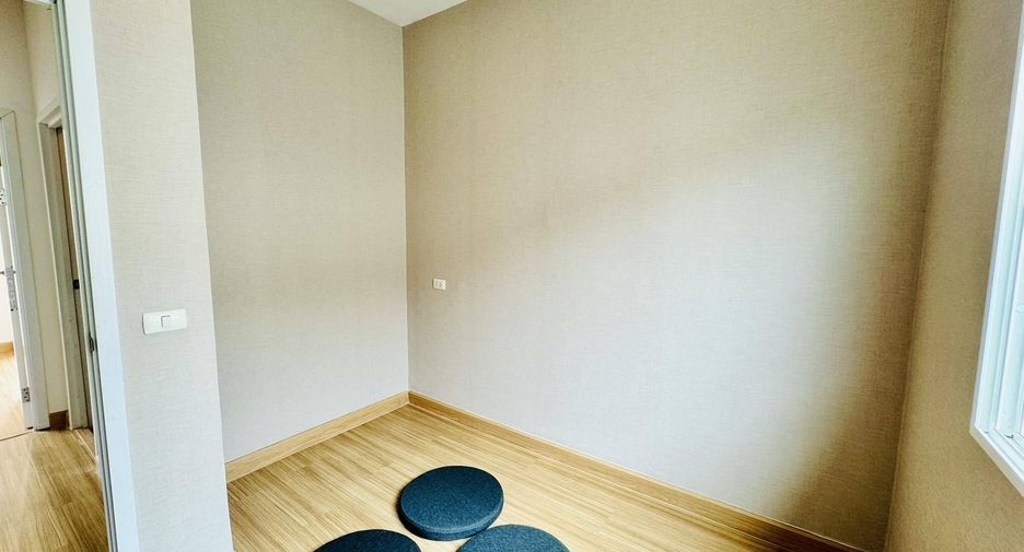 For sale 3 bedrooms townhouse in Bang Khun Thian, Bangkok