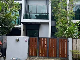 For rent 2 bedrooms townhouse in Mueang Phuket, Phuket