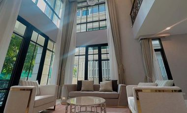 For sale and for rent 5 bedrooms townhouse in Yan Nawa, Bangkok