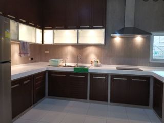 For sale 3 bedrooms house in Yan Nawa, Bangkok
