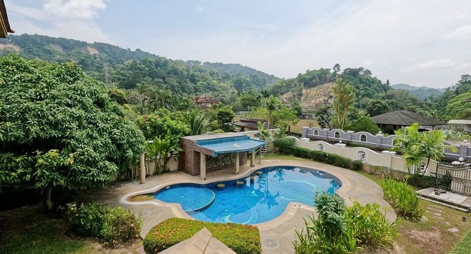 For sale 6 bedrooms villa in Kathu, Phuket