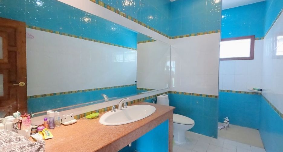For sale 6 bedrooms villa in Kathu, Phuket