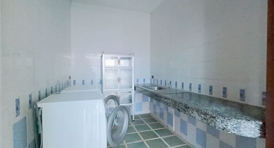 For sale 6 bedrooms villa in Kathu, Phuket