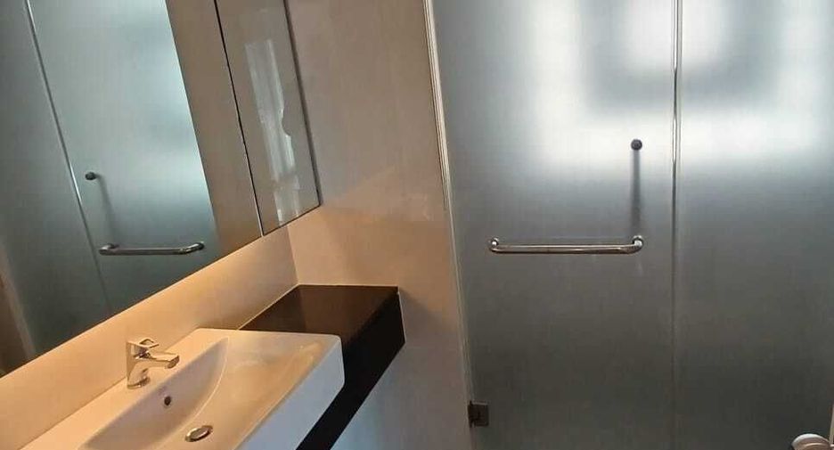 For rent 4 ベッドルーム condo in Watthana, Bangkok