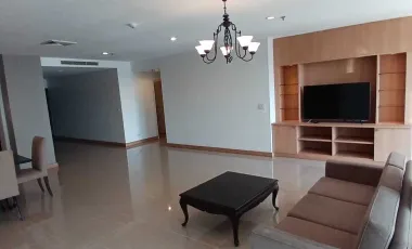 Condo en alquiler de 4 habitaciones en Watthana, Bangkok