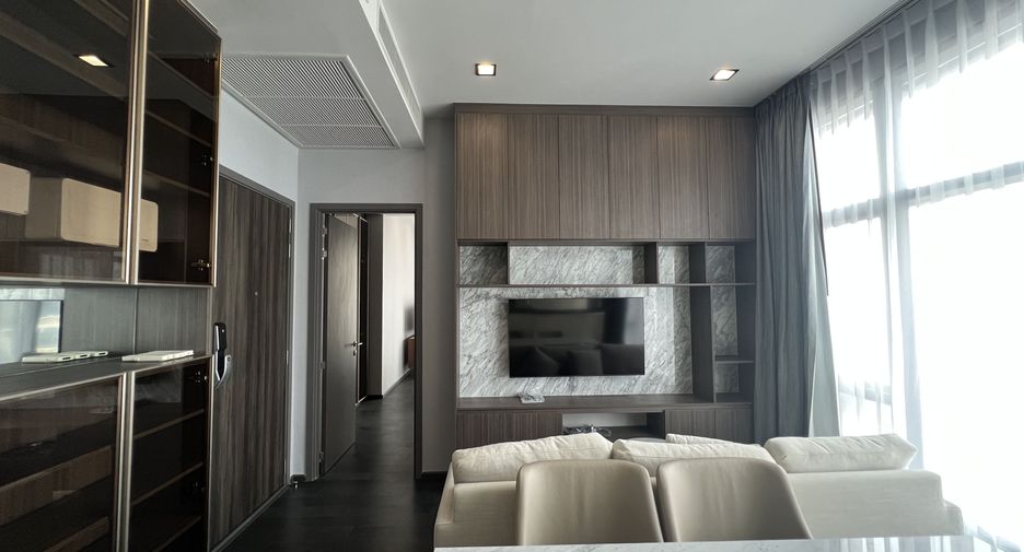 For rent 2 bedrooms condo in Ratchathewi, Bangkok