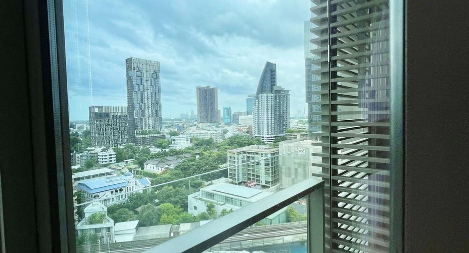 Condo en alquiler de 2 habitaciones en Khlong Toei, Bangkok
