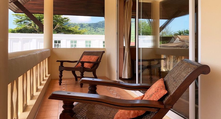 For rent 3 bedrooms villa in Mueang Phuket, Phuket