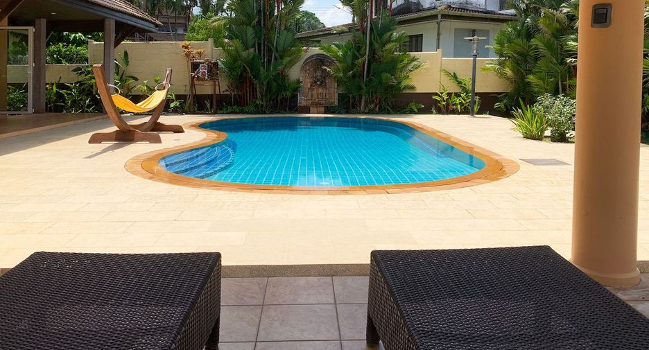 For rent 3 bedrooms villa in Mueang Phuket, Phuket