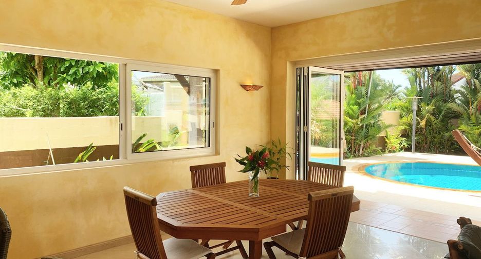 For rent 3 bedrooms villa in Mueang Phuket, Phuket
