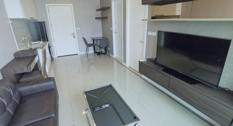 For rent 1 bed condo in Huai Khwang, Bangkok