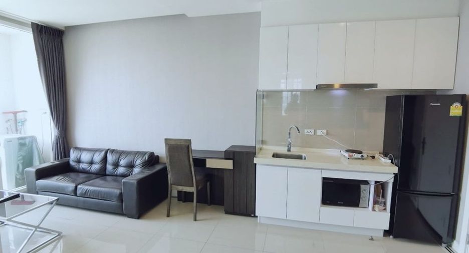 For rent 1 bed condo in Huai Khwang, Bangkok