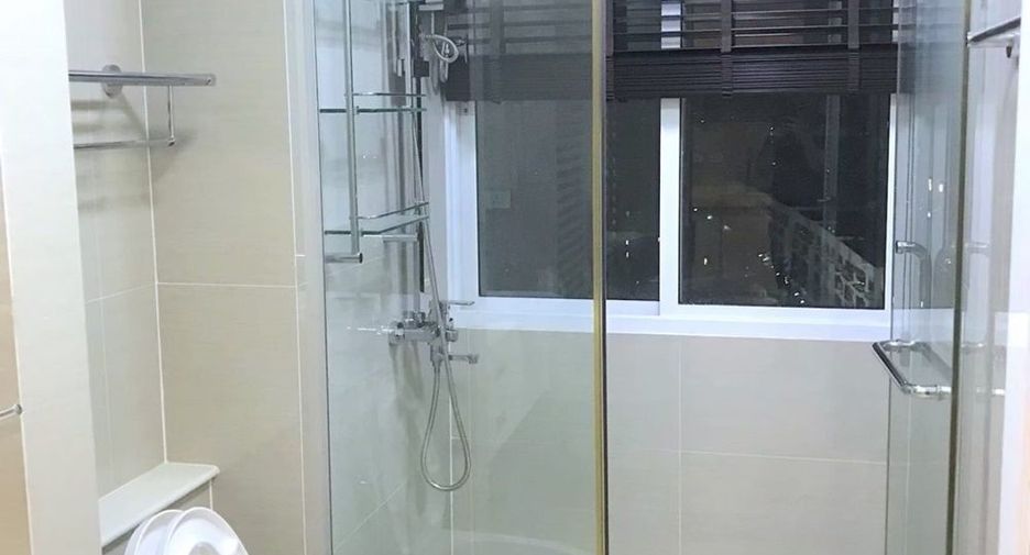 For rent 1 bed condo in Huai Khwang, Bangkok