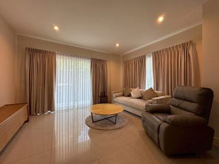 For rent 3 bedrooms house in Khan Na Yao, Bangkok