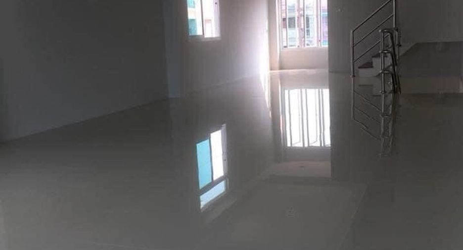 For rent retail Space in Min Buri, Bangkok
